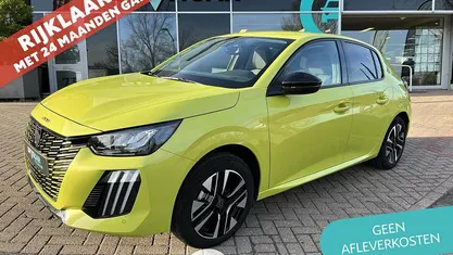 Geel Occasion 2024 Peugeot e-208 Style Hatchback | € 21.900 (Eerlijke prijs)