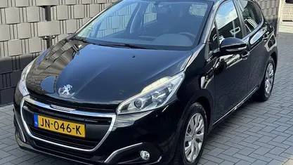 Gebruikt 2016 Peugeot 208 Hatchback | € 5.450 (Eerlijke prijs)
