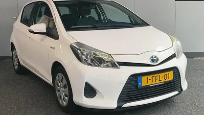 Occasion 2014 Toyota Yaris Hybrid Hatchback | € 9.950 (Eerlijke prijs)
