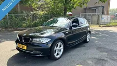 Zwart, metallic lak Gebruikt 2009 BMW 116 Hatchback | € 3.799 (Eerlijke prijs)