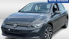 Grijs Gebruikt 2021 VW Golf VIII Style Hatchback | € 24.750 (Eerlijke prijs)