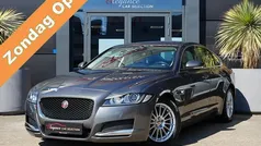 Grijs Gebruikt 2017 Jaguar XF Prestige Sedan | € 14.950 (Goede deal)