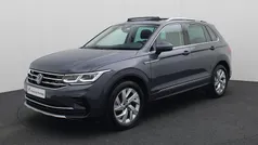 Gebruikt 2024 VW Tiguan Elegance SUV | € 42.880 (Super prijs)