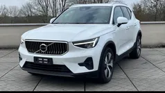 Wit Gebruikt 2021 Volvo XC40 Inscription SUV | € 34.995 (Eerlijke prijs)