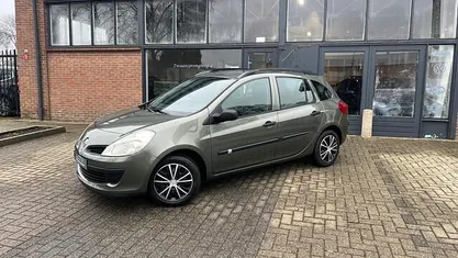 Occasion Renault Clio GrandTour Expression 101 PK (74 kW) 2008 Stationwagen