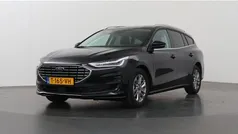 Zwart Gebruikt 2023 Ford Focus Titanium Stationwagen | € 24.830 (Eerlijke prijs)