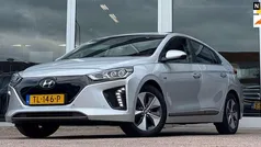 Gebruikt 2018 Hyundai Ioniq Premium Sedan | € 10.744 (Eerlijke prijs)