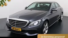 Grijs (metallic) Gebruikt 2015 Mercedes C180 Exclusive Sedan | € 16.950 (Goede deal)