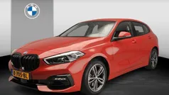 Rood Gebruikt 2020 BMW 118 Executive Hatchback | € 21.900 (Goede deal)