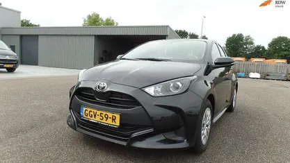 Occasion Toyota Yaris Active 72 PK (52 kW) 2024 Zwart Hatchback
