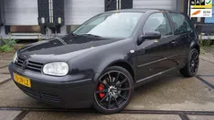 Zwart Gebruikt 2002 VW Golf IV Highline Hatchback | € 2.495 (Eerlijke prijs)