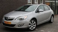 Grijs Gebruikt 2011 Opel Astra Edition Hatchback | € 4.500 (Eerlijke prijs)