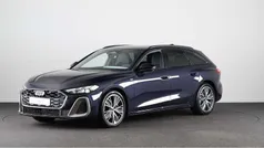 Blauw, metallic lak Nieuw 2025 Audi A5 Ambiente Coupé | € 63.849 (Eerlijke prijs)