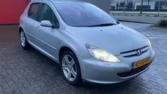 Grijs Gebruikt 2005 Peugeot 307 Griffe Hatchback | € 2.199 (Eerlijke prijs)