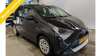 Occasion Toyota Aygo X-play 74 PK (54 kW) 2021 Hatchback