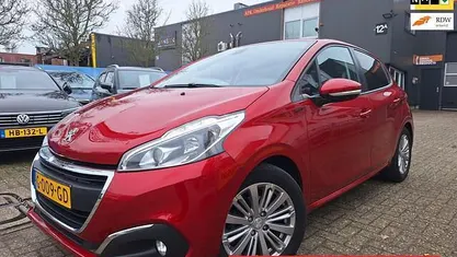 Occasion Peugeot 208 Signature Sky 83 PK (61 kW) 2019 Hatchback