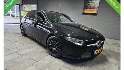 Zwart Occasion 2019 Mercedes A160 Advantage Hatchback | € 17.995 (Eerlijke prijs)