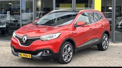 Rood Gebruikt 2015 Renault Kadjar Intens SUV | € 13.450 (Eerlijke prijs)