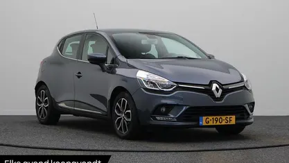 Grijs Occasion 2019 Renault Clio IV LIMITED Hatchback | € 10.940 (Eerlijke prijs)