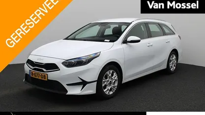 Gebruikt 2022 Kia Ceed Hatchback | € 15.900 (Goede deal)