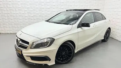Wit Gebruikt 2013 Mercedes A200 Ambition Hatchback | € 12.999 (Eerlijke prijs)
