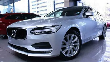 Occasion Volvo S90 Momentum 189 PK (139 kW) 2018 Zilver Sedan