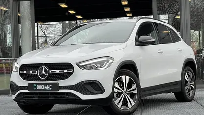 Wit Gebruikt 2023 Mercedes GLA250 Business SUV | € 34.745 (Super prijs)