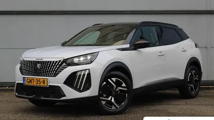 Wit Gebruikt 2024 Peugeot 2008 GTi SUV | € 27.495 (Eerlijke prijs)