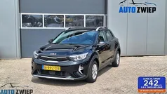 Gebruikt 2021 Kia Stonic Comfort SUV | € 14.950 (Eerlijke prijs)