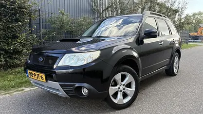 Zwart Gebruikt 2011 Subaru Forester SUV | € 5.450 (Eerlijke prijs)