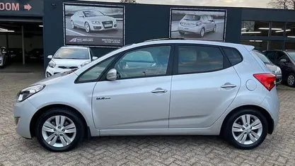 Grijs Occasion 2011 Hyundai ix20 Hatchback | € 6.495 (Eerlijke prijs)