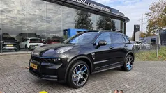 Zwart Gebruikt 2024 Lynk & Co 01 SUV | € 29.945 (Eerlijke prijs)