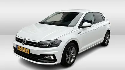 Wit Gebruikt 2021 VW Polo R-line Edition Hatchback | € 19.950 (Eerlijke prijs)
