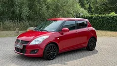 Paars, metallic lak Gebruikt 2013 Suzuki Swift Exclusive Hatchback | € 6.999 (Eerlijke prijs)