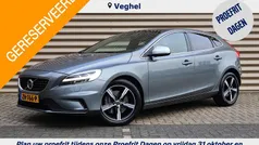 Grijs Gebruikt 2019 Volvo V40 Stationwagen | € 22.950 (Eerlijke prijs)