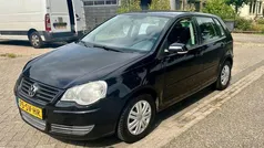 Zwart Gebruikt 2006 VW Polo Hatchback | € 3.500 (Eerlijke prijs)