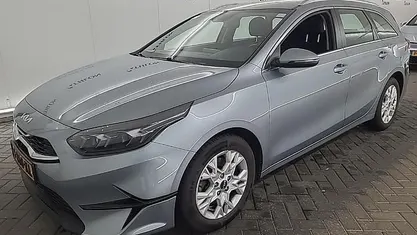 Grijs Gebruikt 2023 Kia Ceed Sportswagon Stationwagen | € 19.250 (Super prijs)