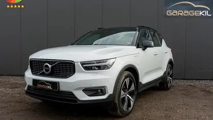 Wit Gebruikt 2021 Volvo XC40 R-Design SUV | € 32.390 (Eerlijke prijs)