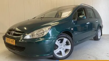 Groen Gebruikt 2005 Peugeot 307 Stationwagen | € 1.650 (Eerlijke prijs)
