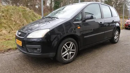 Gebruikt 2004 Ford C-MAX Trend MPV | € 795 (Eerlijke prijs)
