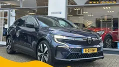 Blauw Gebruikt 2022 Renault Mégane Techno Hatchback | € 28.950 (Eerlijke prijs)