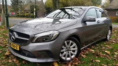 Grijs Gebruikt 2017 Mercedes A180 Business Hatchback | € 10.750 (Super prijs)