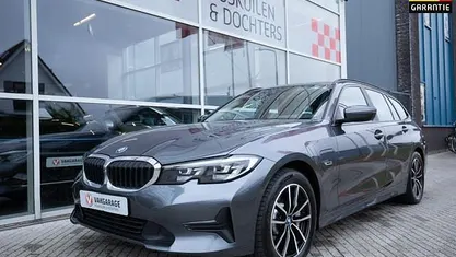 Occasion 2021 BMW 330 Basis Stationwagen | € 28.950 (Goede deal)