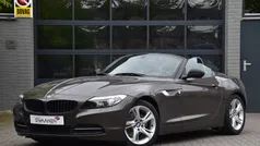 Bruin, metallic lak Gebruikt 2010 BMW Z4 Executive Cabriolet | € 19.950 (Eerlijke prijs)