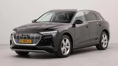 Zwart, metallic lak Gebruikt 2020 Audi e-tron Business SUV | € 28.950 (Super prijs)