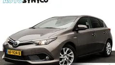 Grijs Gebruikt 2017 Toyota Auris Hybrid Hatchback | € 14.350 (Goede deal)