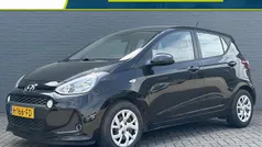 Zwart Gebruikt 2020 Hyundai i10 Comfort Hatchback | € 11.935 (Eerlijke prijs)