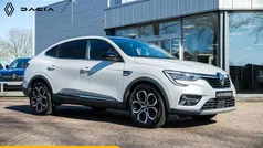 Blanc perle qxd (licht wit metallic) Gebruikt 2023 Renault Arkana Techno SUV | € 23.890 (Eerlijke prijs)