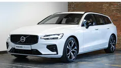 Wit Gebruikt 2022 Volvo V60 Plus Stationwagen | € 38.750 (Eerlijke prijs)