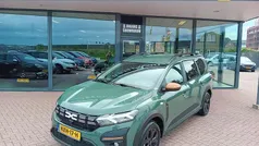 Groen Gebruikt 2024 Dacia Jogger Extreme MPV | € 27.750 (Eerlijke prijs)